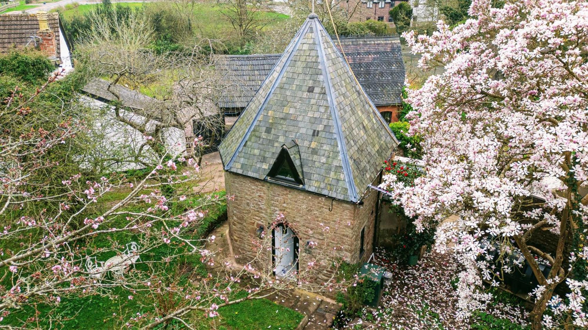 Fairy Cottage Lea ภายนอก รูปภาพ